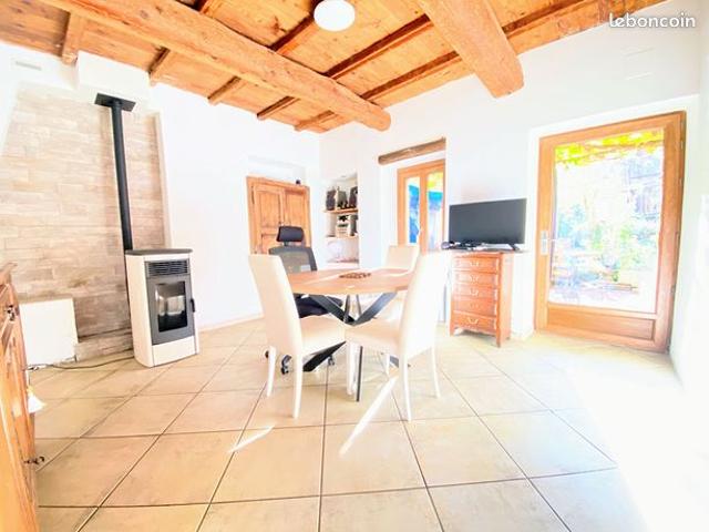 Maison de village 6 pièces 125 m²