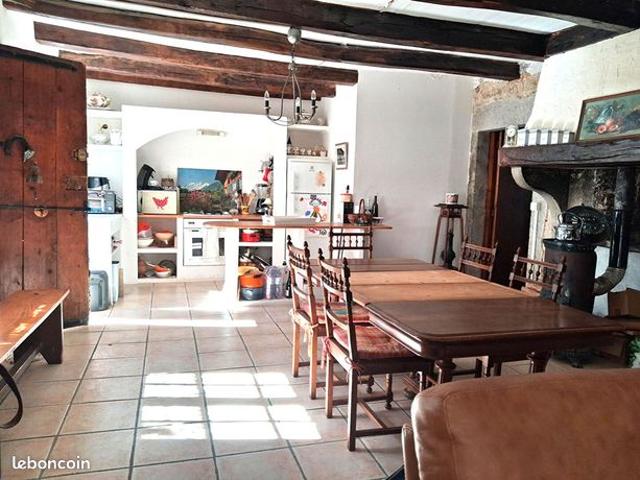 Maison de village 6 pièces 150 m²