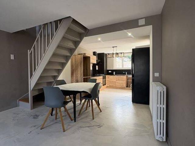Maison de village 70.5m ²