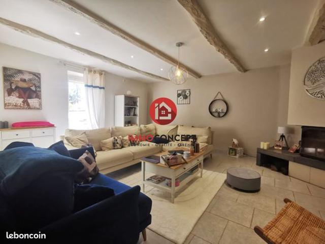 Maison de village 7 pièces 151 m²