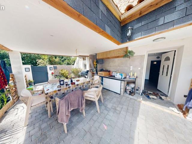 Maison de village 7 pièces 199 m²
