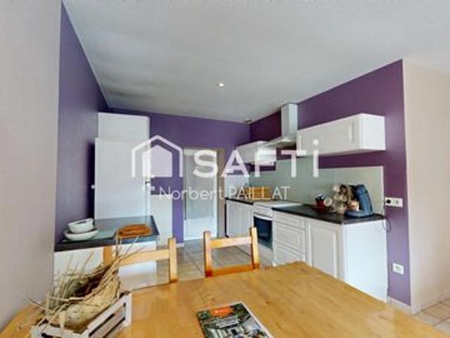 Maison de village 82 m² 3 chambres, garage et combles