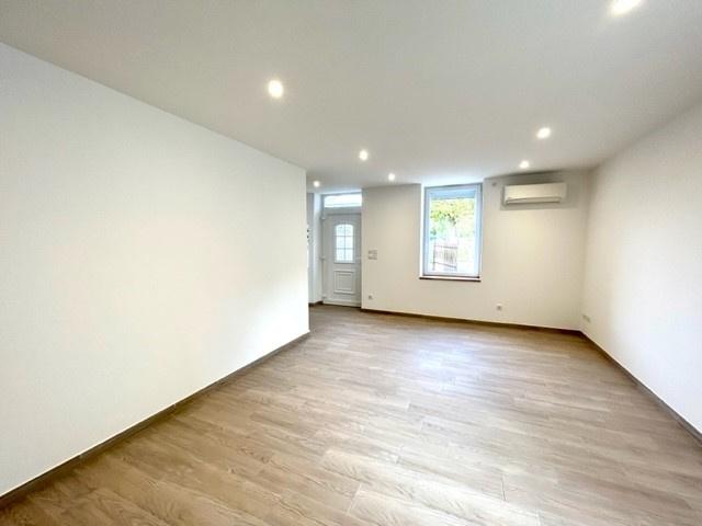MAISON DE VILLAGE 87.64 m² COMMUNAY