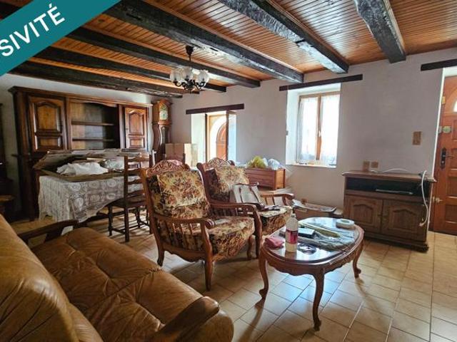 Maison de village 87m2 3 chambres cave parcelles de bois