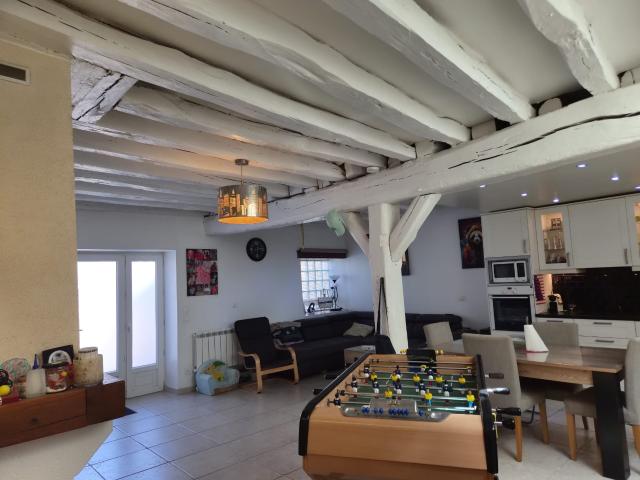 MAISON DE VILLAGE