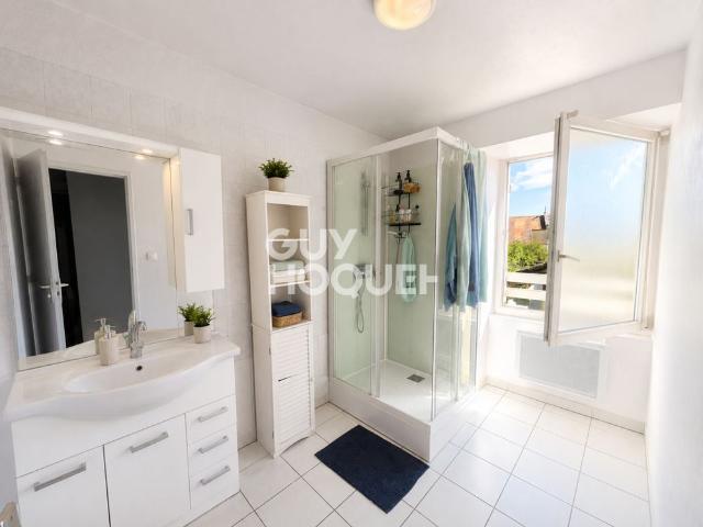 Maison de village 89 m² à louer – Centre de Val de Virieu