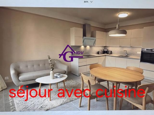 Maison de village 8 m² sur naucelle 81m² Naucelle