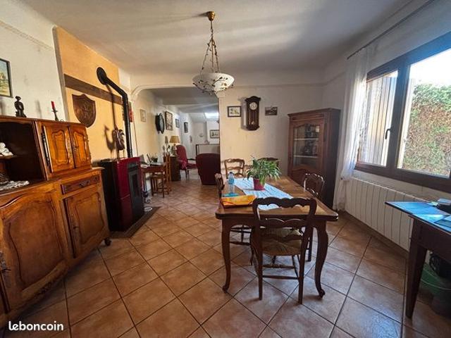 Maison de village 8 pièces 100 m²