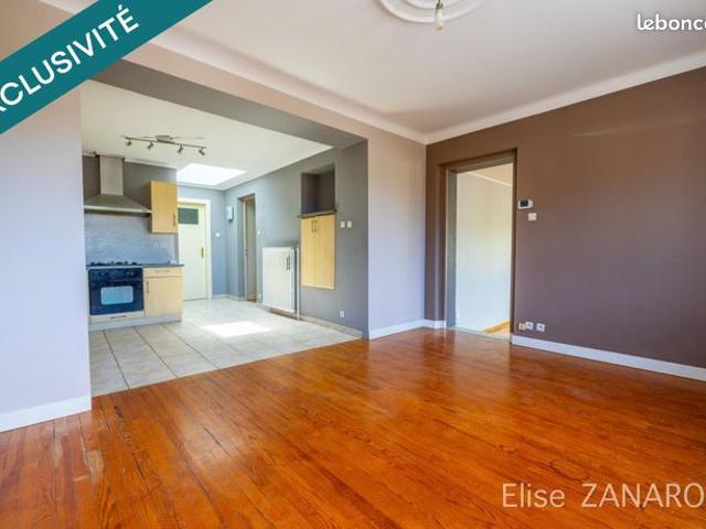 Maison de village 8 pièces 170 m²