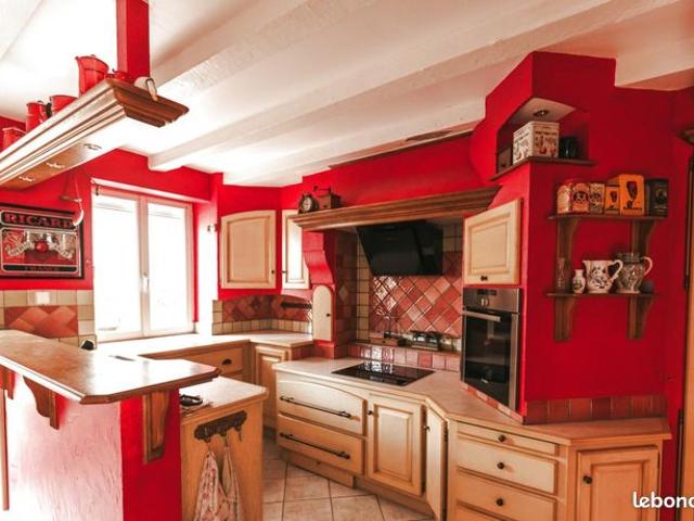Maison de village 8 pièces 174 m²