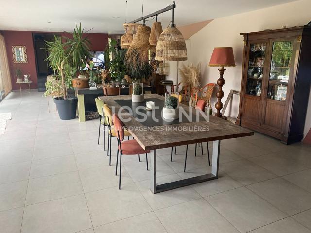 Maison De Village 8 Pièces 210 M² 19200 St Angel 283 000 € 210m² Saint Angel