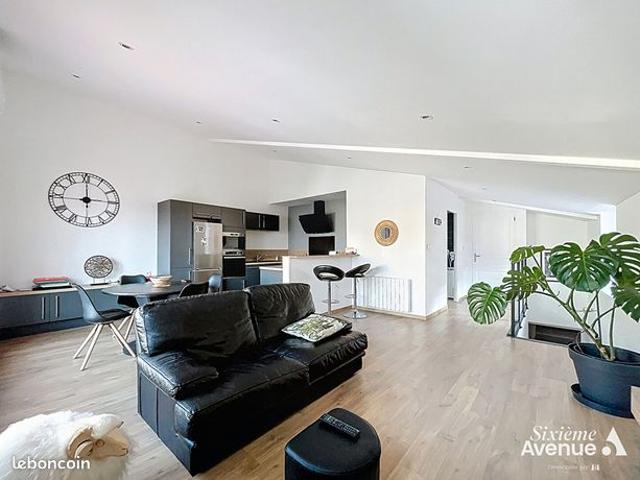 Maison de village 8 pièces 307 m²
