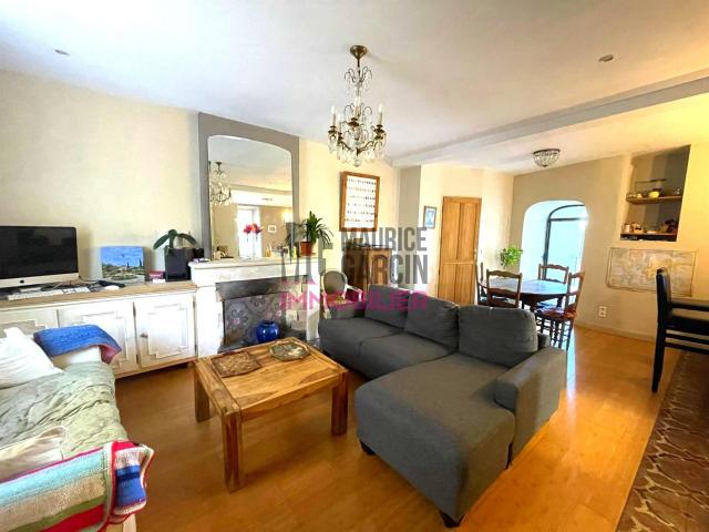 Maison De Village 132m2 132m² Gigondas