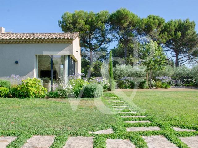 Maison de village 259m² Eygalières