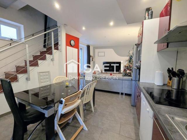 Maison de village rénovée 67m² 2 chambres avec cave