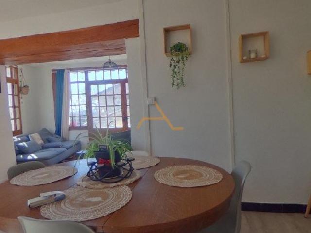 Maison de village 2 pièces, 76m² en location à Pont De Barret 750 € par mois
