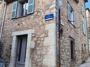Maison de village 2P VALBONNE