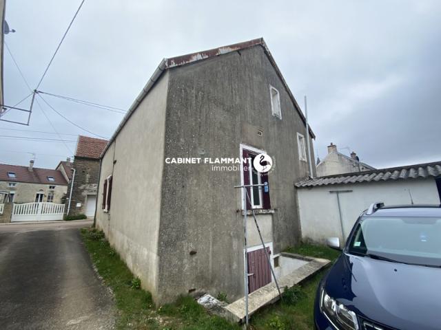 MAISON DE VILLAGE