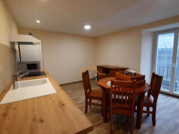 Maison de village 3 pièces, 54m²en location à Puy Saint Martin680 € par mois