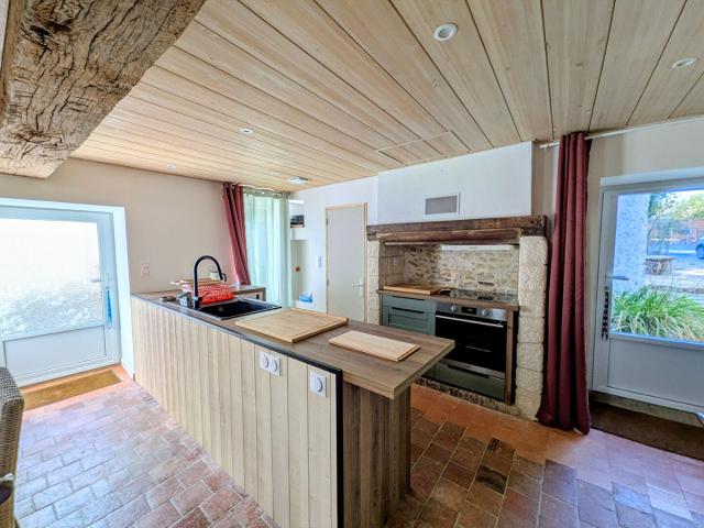 Maison de village 3 pièces Sainte Cécile 111.12m² 890€ à louer l'Adresse