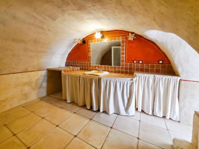 Maison de village T3 de 87 m² avec belle terrasse plein sud 87m² Saint Michel l'Observatoire
