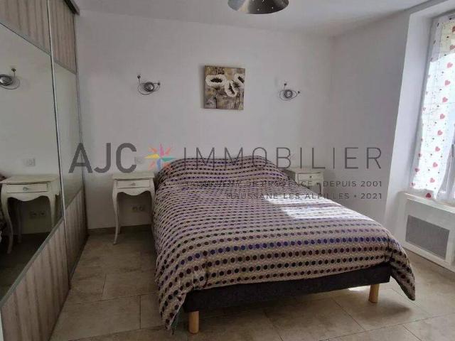MAISON DE VILLAGE T3 MEUBLEE