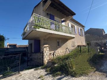 VILLA T4 90 m2 avec extérieur centre ville GRAVESON 1230€ CC