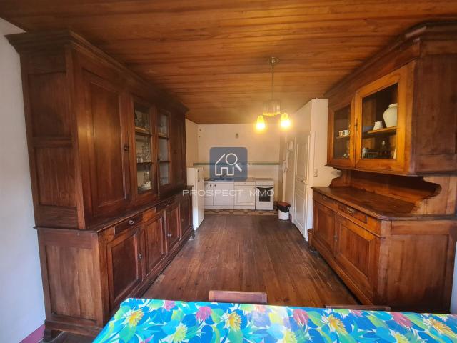 Maison de village T4 avec cave 95m² Estaing