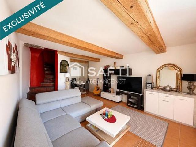 Maison de village T4 avec terrasse et vue