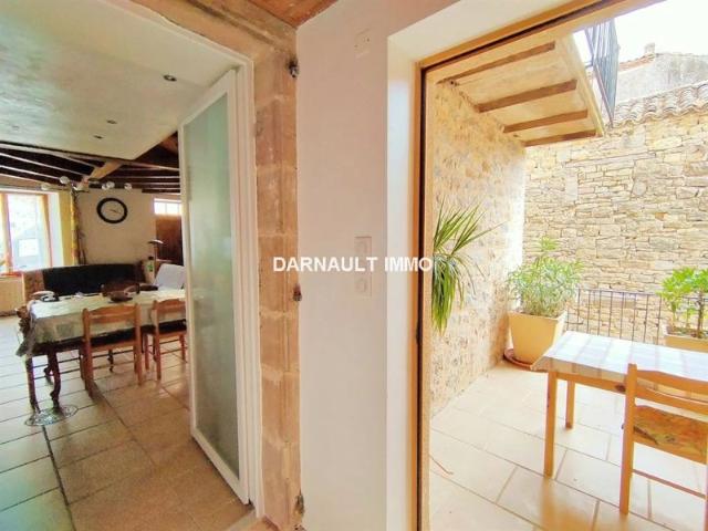 Maison de village T4 rénovée de 140m2 avec Terrasses et Cave