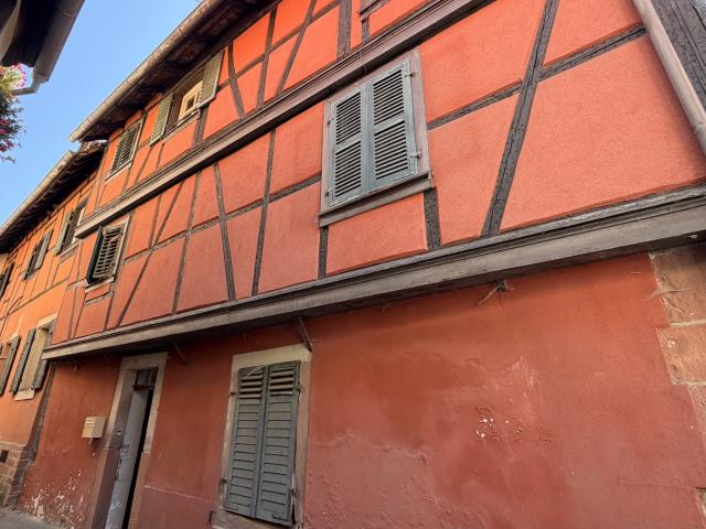 Maison de village à colombage sur 3 étages