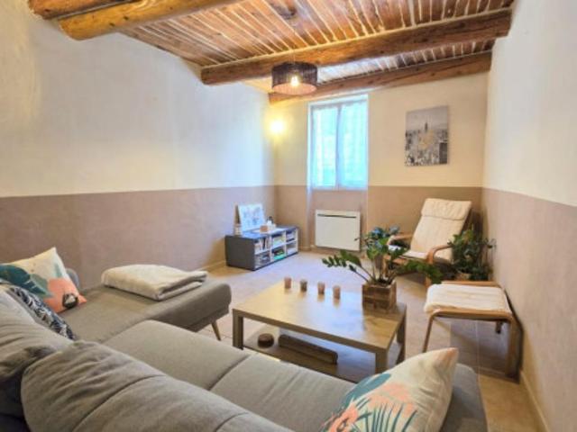 Maison de village à Pierrevert à louer Locagestion, expert en gestion locative