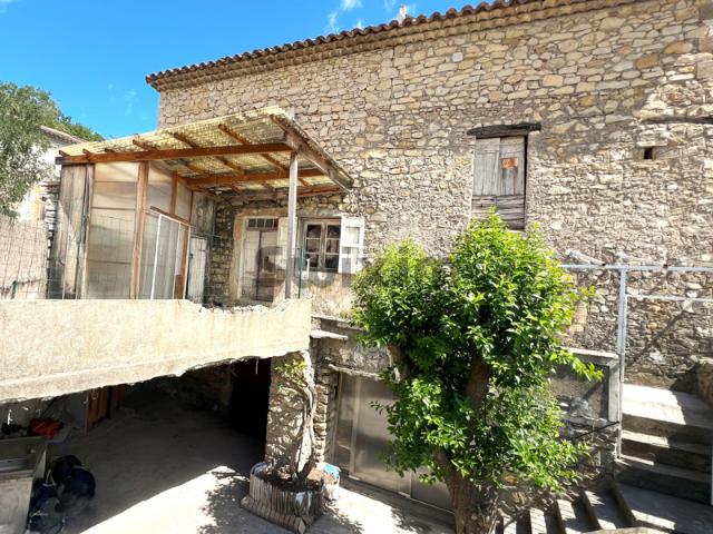 maison de village à rénovée