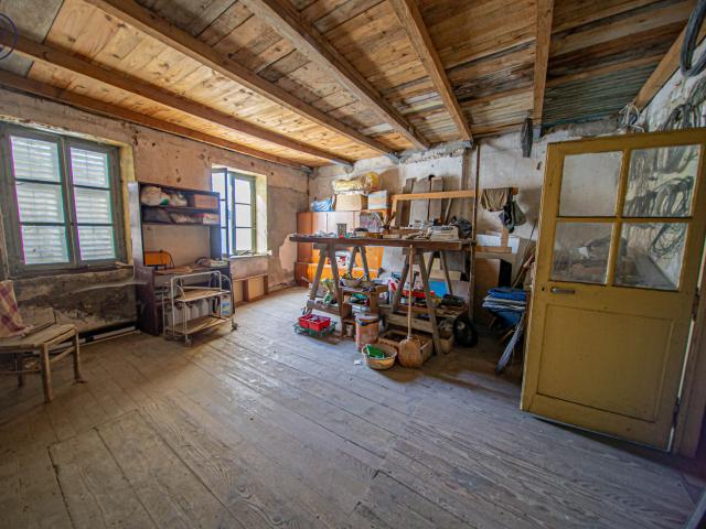 MAISON DE VILLAGE A RÉNOVÉE A 2 MIN DE COMMERCY