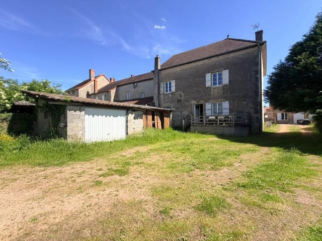 Maison de village à rénover 140m² Semur en Brionnais