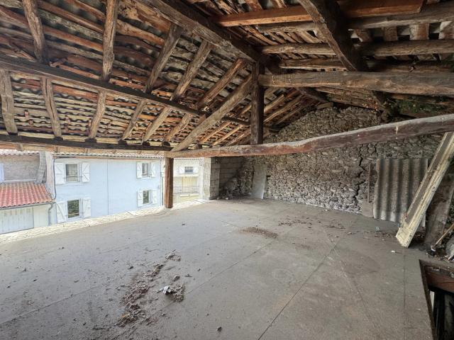 Maison de village à rénover