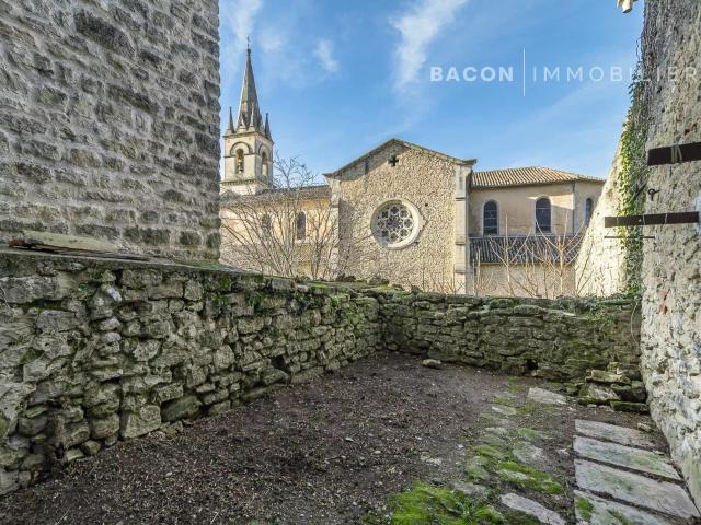 Maison de village à rénover à Bonnieux 48m² Bonnieux