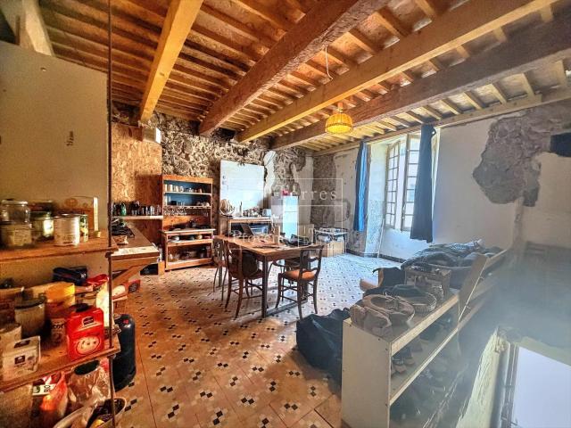 Maison de village à rénover au cœur de Roumoules 132m² Roumoules