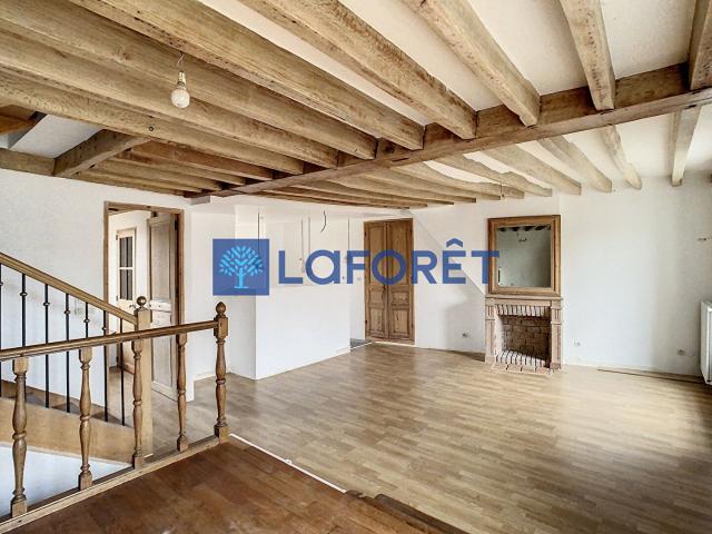 Maison de village avec jardin à Saint Nom la Bretèche 108m² Saint Nom la Bretèche