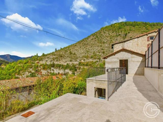 Maison de village à terminer Terrains Gorblaou St Colomban Lantosque