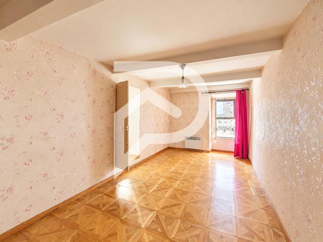 Maison de village à vendre Meysse 5 pièce s 94 m2