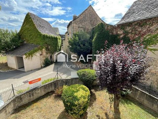 Maison de village au cœur de Bournazel