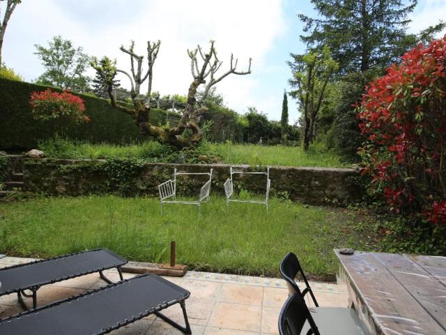 Maison de village au calme avec petit terrain 150m² Saint Didier sur Arroux