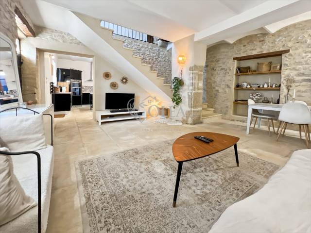 Maison de village au charme unique 105m² Uzès