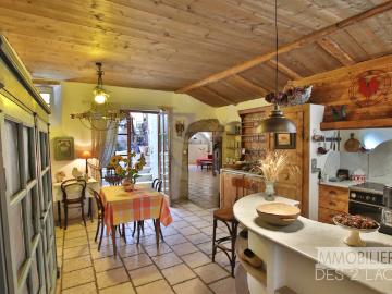 Maison de village au fort potentiel d'extension 106m² Menthon Saint Bernard