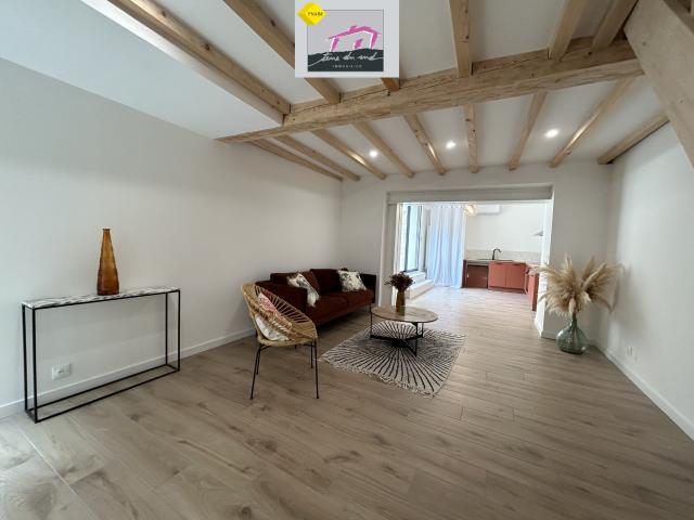 Maison de village avec cour entierement rénovée