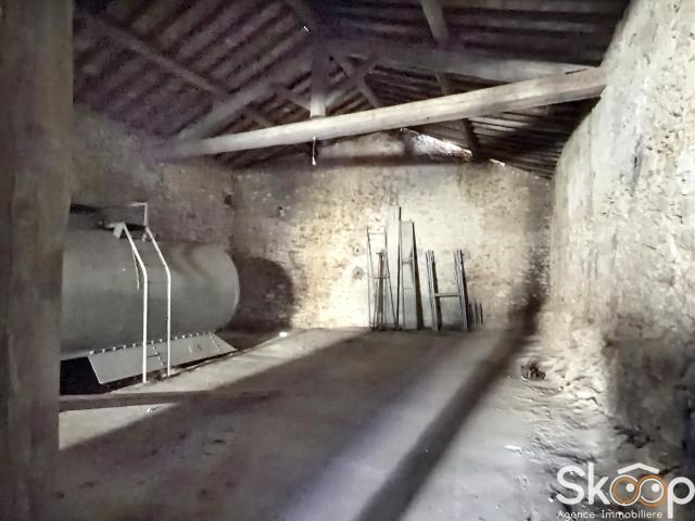 Maison De Village Avec Dépendances 34820 Teyran 225m² Teyran