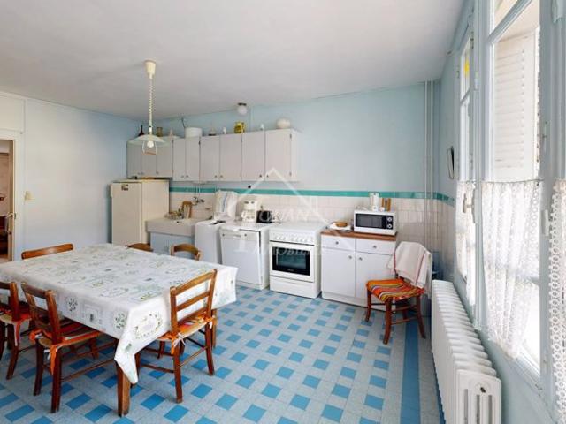 Maison de village avec forge