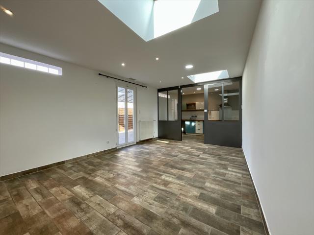 Maison de village avec garage et terrasse Cœur de Marseillan 165m² Marseillan