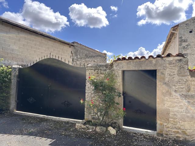 Maison de Village avec Gîte